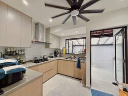 Eastwood Park (D16), Terrace #581142501
